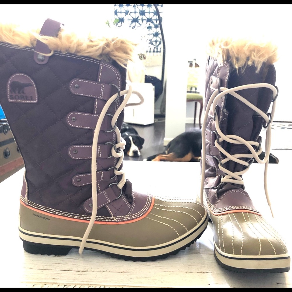 Sorel winter/ waterproof boots, women’s 11